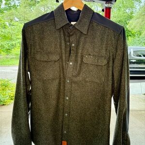 Kitsbow Icon Wool Shirt Jacket – Charcoal Gray – Size L – Made in USA